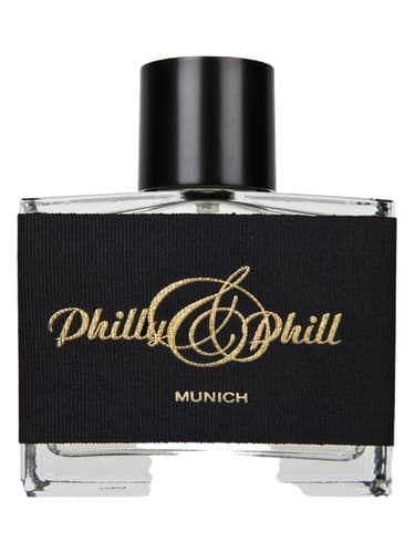 Out at the Opera (Glamurous Oud)