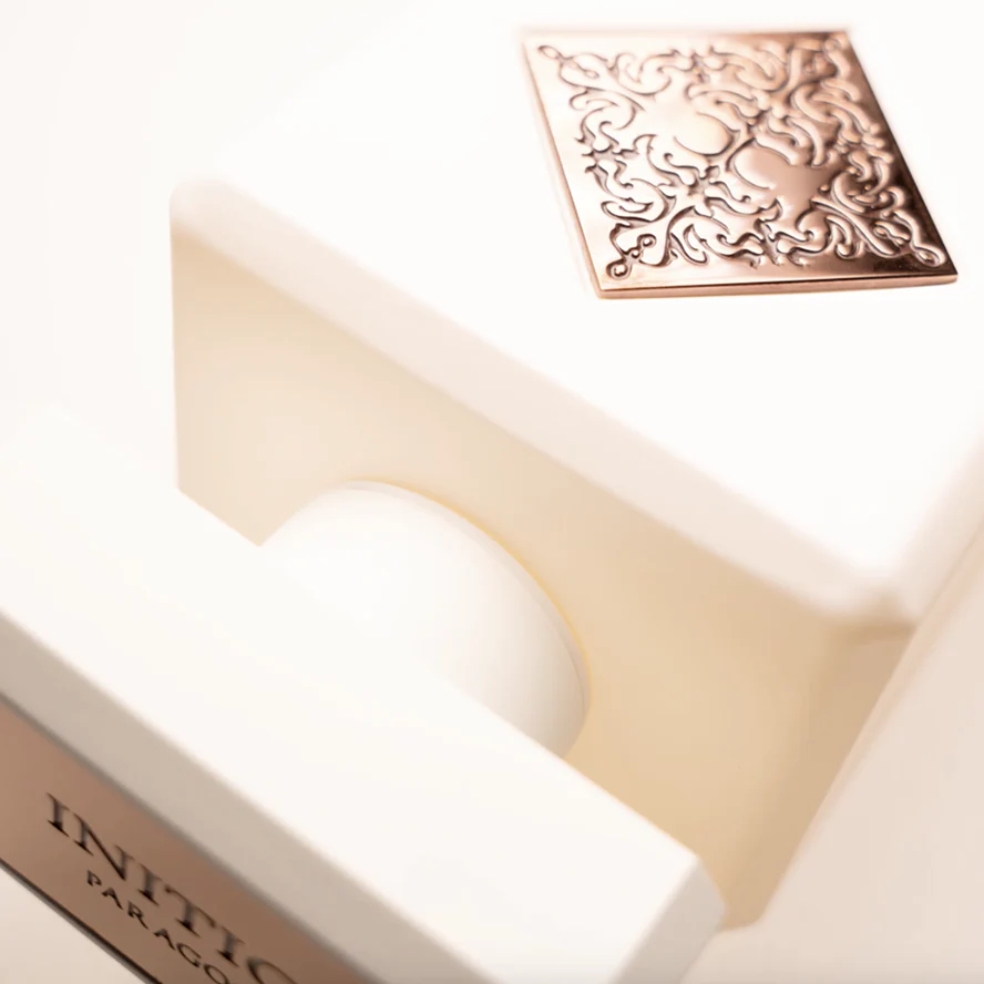 Initio Parfums Prives Paragon 8