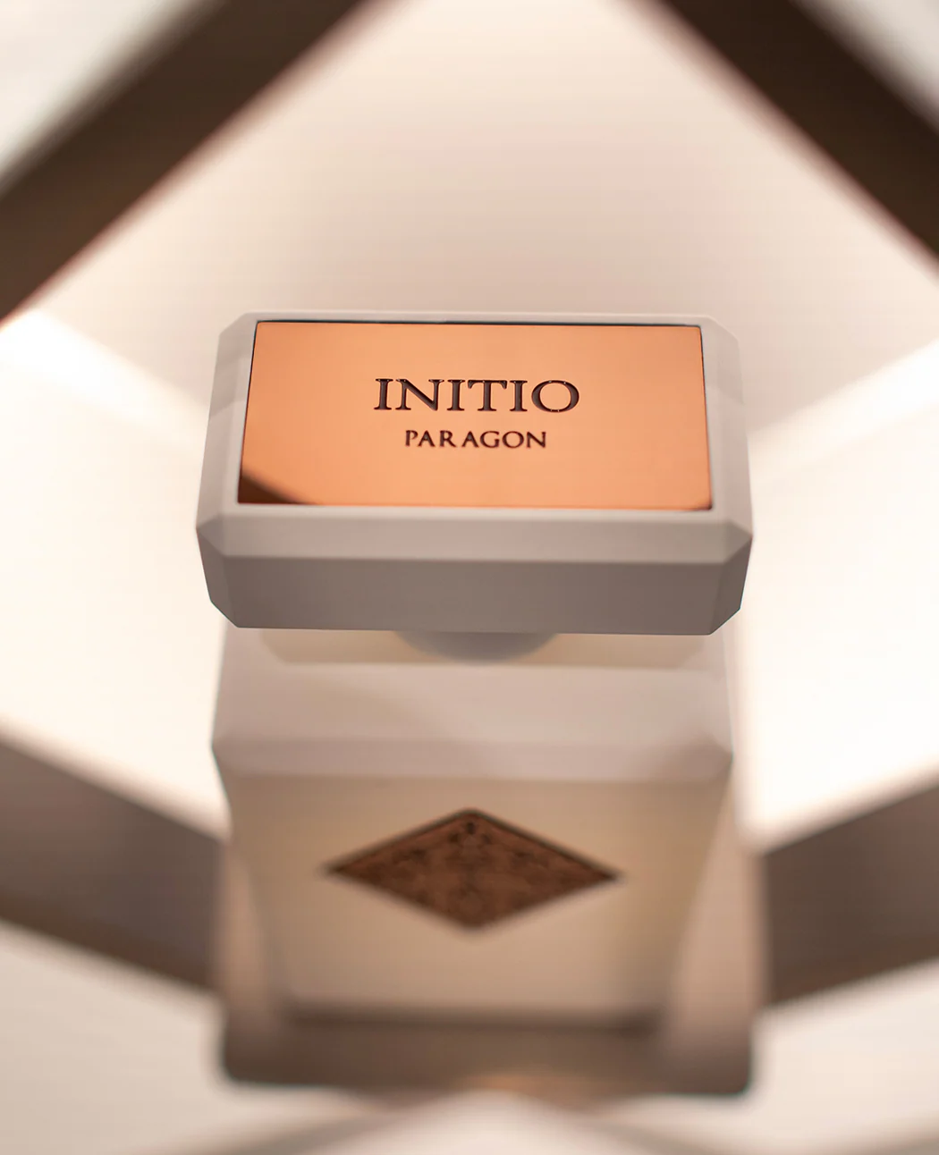 Initio Parfums Prives Paragon 9
