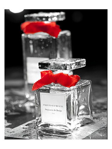 Le Pret-a-Parfumer Couture Yin: Fruity Floral